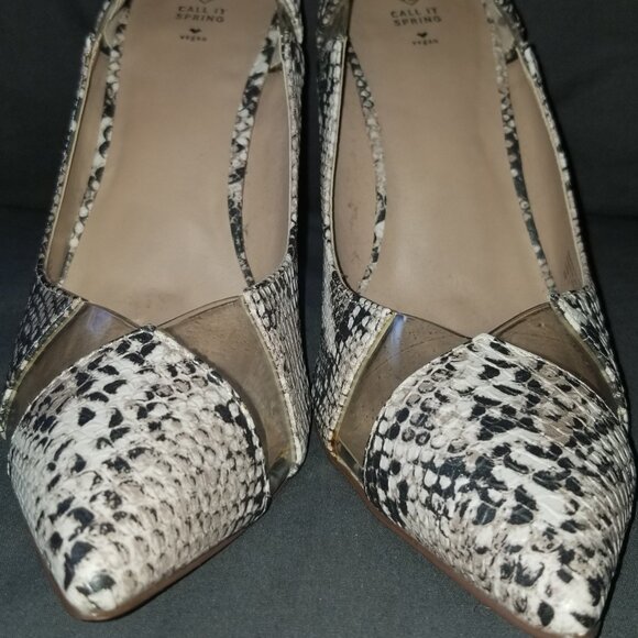 Snakeskin Stilettos - Picture 2 of 8